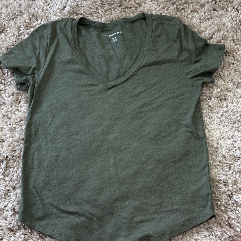 American Eagle Army Green V-neck size small